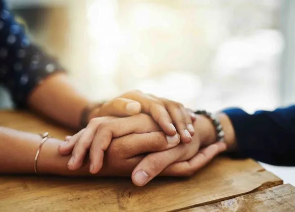 Soutien et accompagnement humain des familles en deuil par nos conseillers